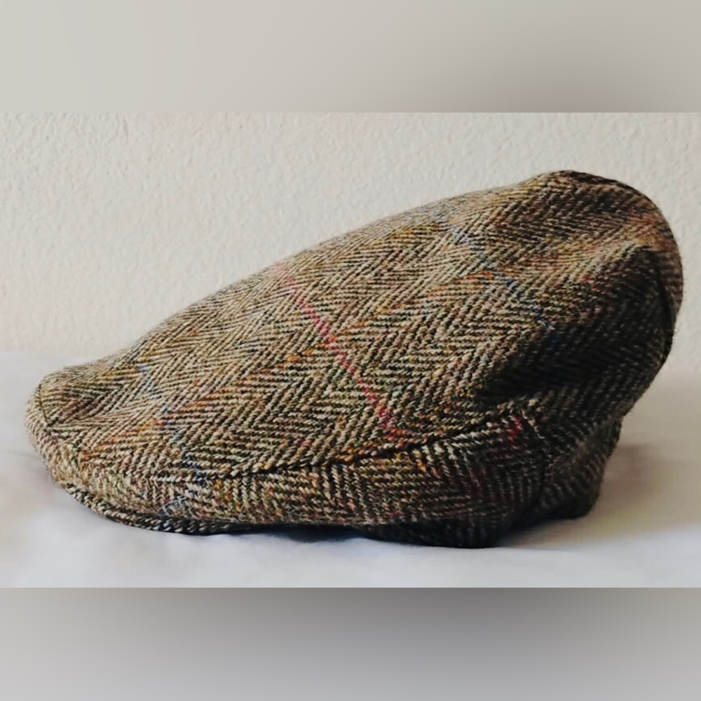 Tweed Flat Cap with Subtle Check NWOT